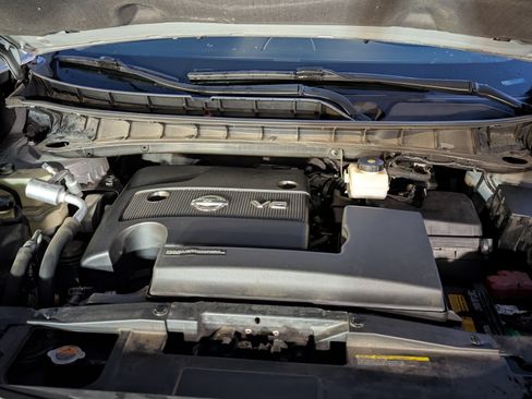 Used 2017 Nissan Murano SV image 11