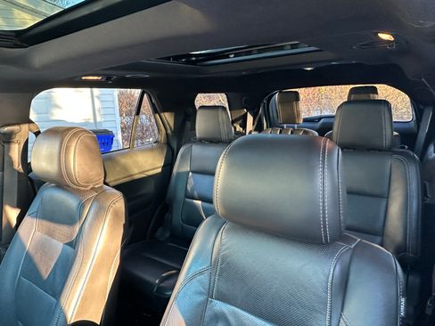 Used 2014 Ford Explorer Sport w/ Equipment Group 401A image 11