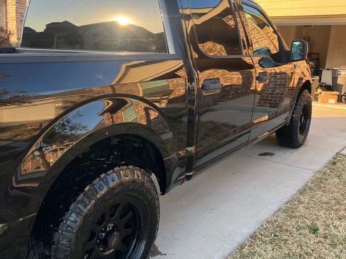 Used 2017 Ford F150 XLT image 10