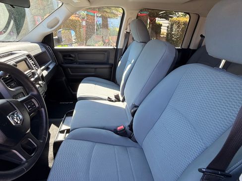 Used 2017 RAM 3500 Tradesman w/ Popular Equipment Group image 9