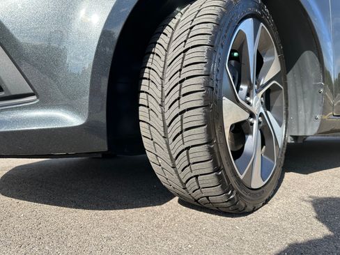 Used 2017 Chevrolet Sonic Premier image 9