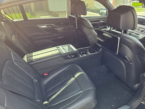 Used 2016 BMW 750i 750i Sedan 4D image 12