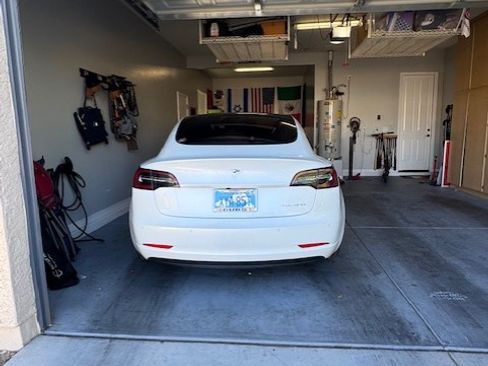 Used 2020 Tesla Model 3 Long Range image 19