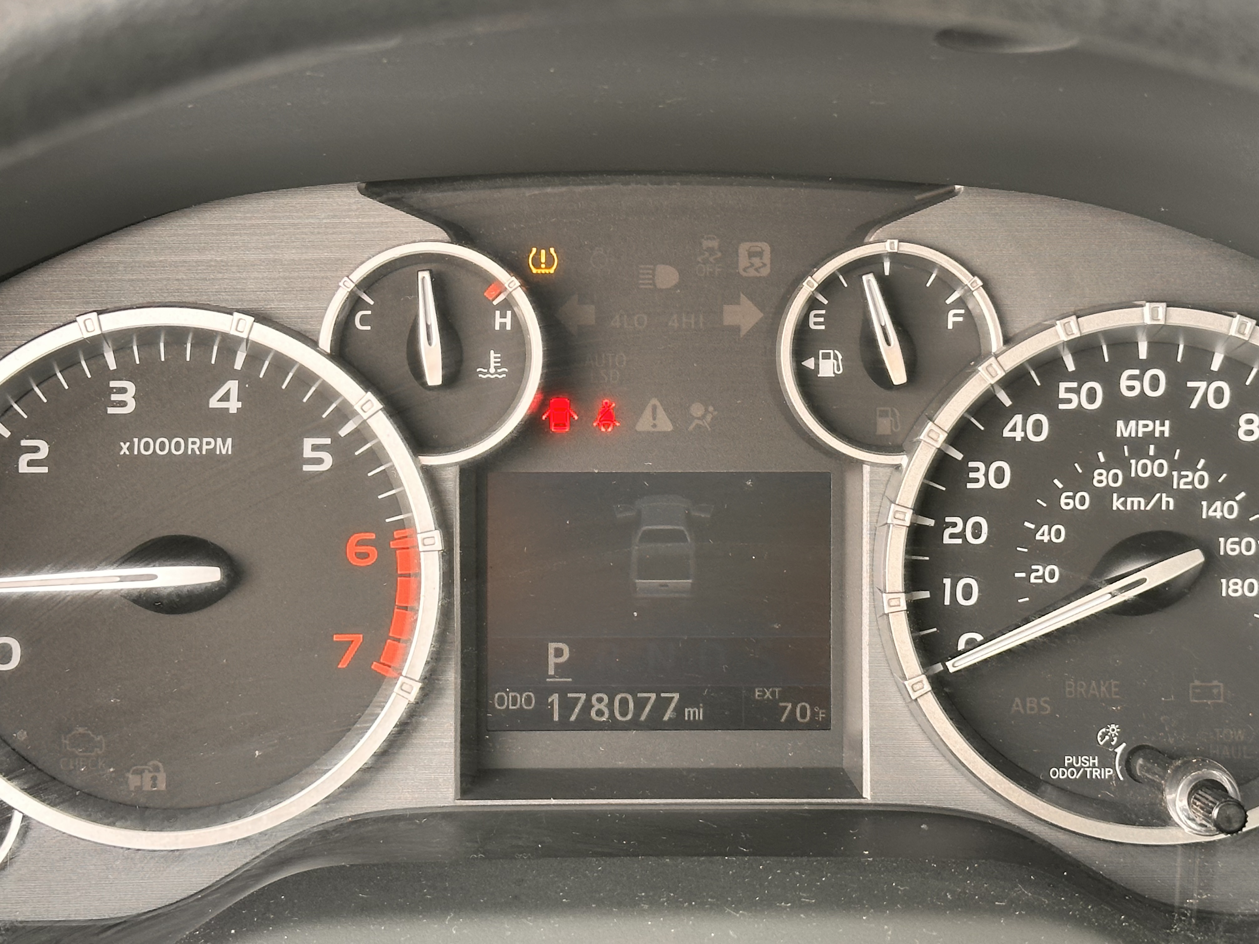 Used 2015 Toyota Tundra SR5 w/ TRD Off Road Package AWD/4WD image 13