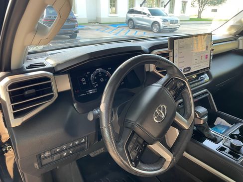 Used 2024 Toyota Tundra Limited AWD/4WD image 8