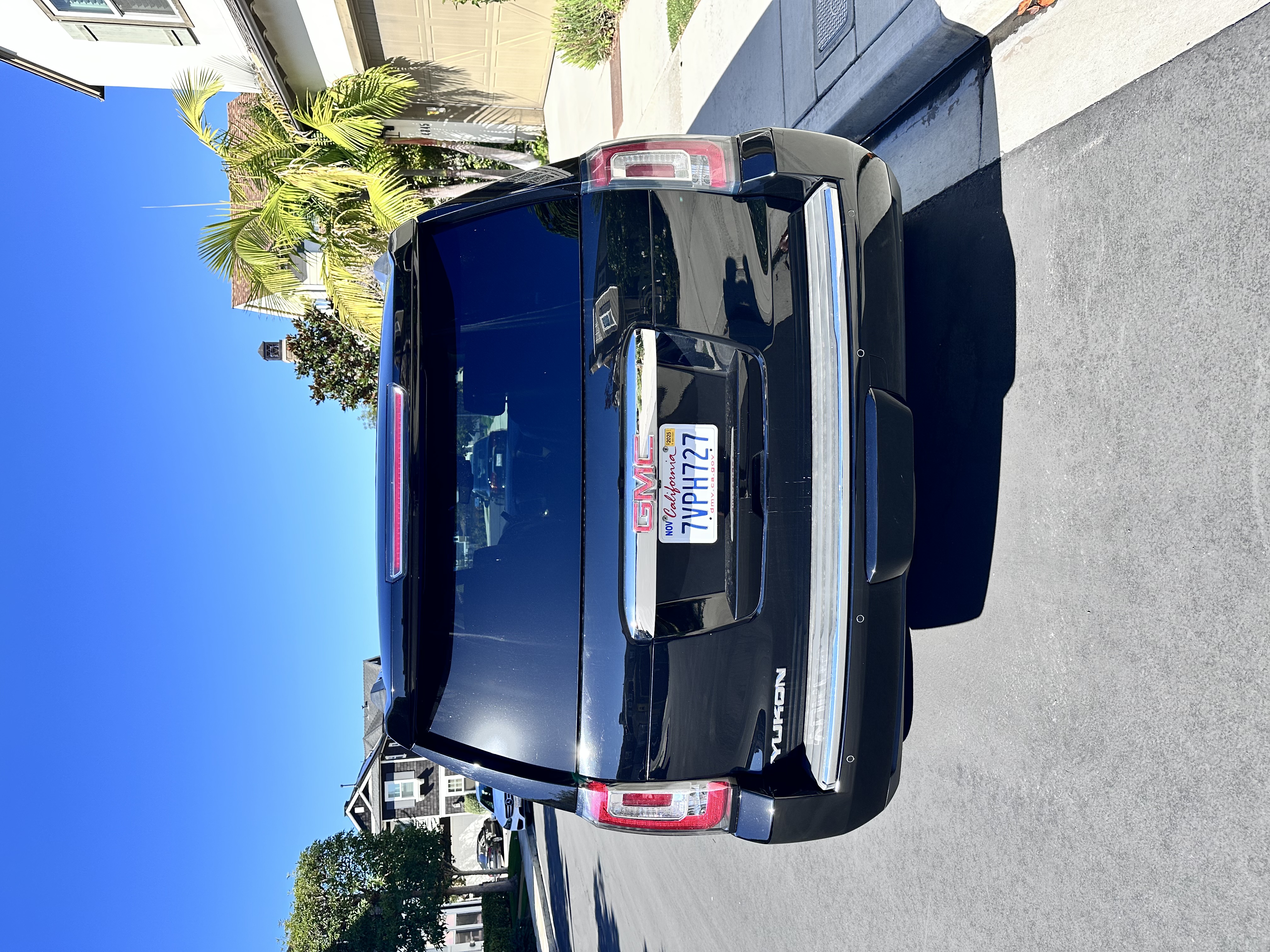 Used 2017 GMC Yukon Denali w/ Open Road Package RWD image 6