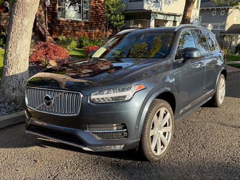 Used 2018 Volvo XC90 T6 Inscription w/ Convenience Package image 1