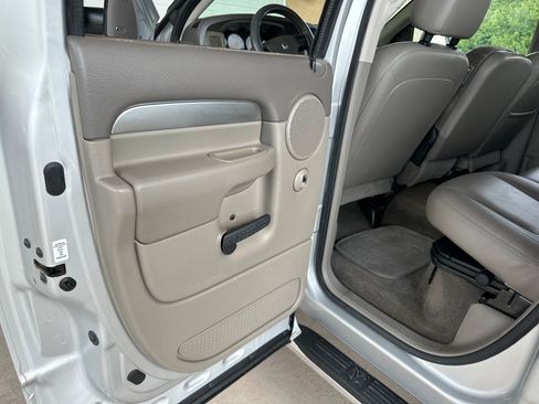 Used 2005 Dodge Ram 3500 Truck SLT AWD/4WD image 12