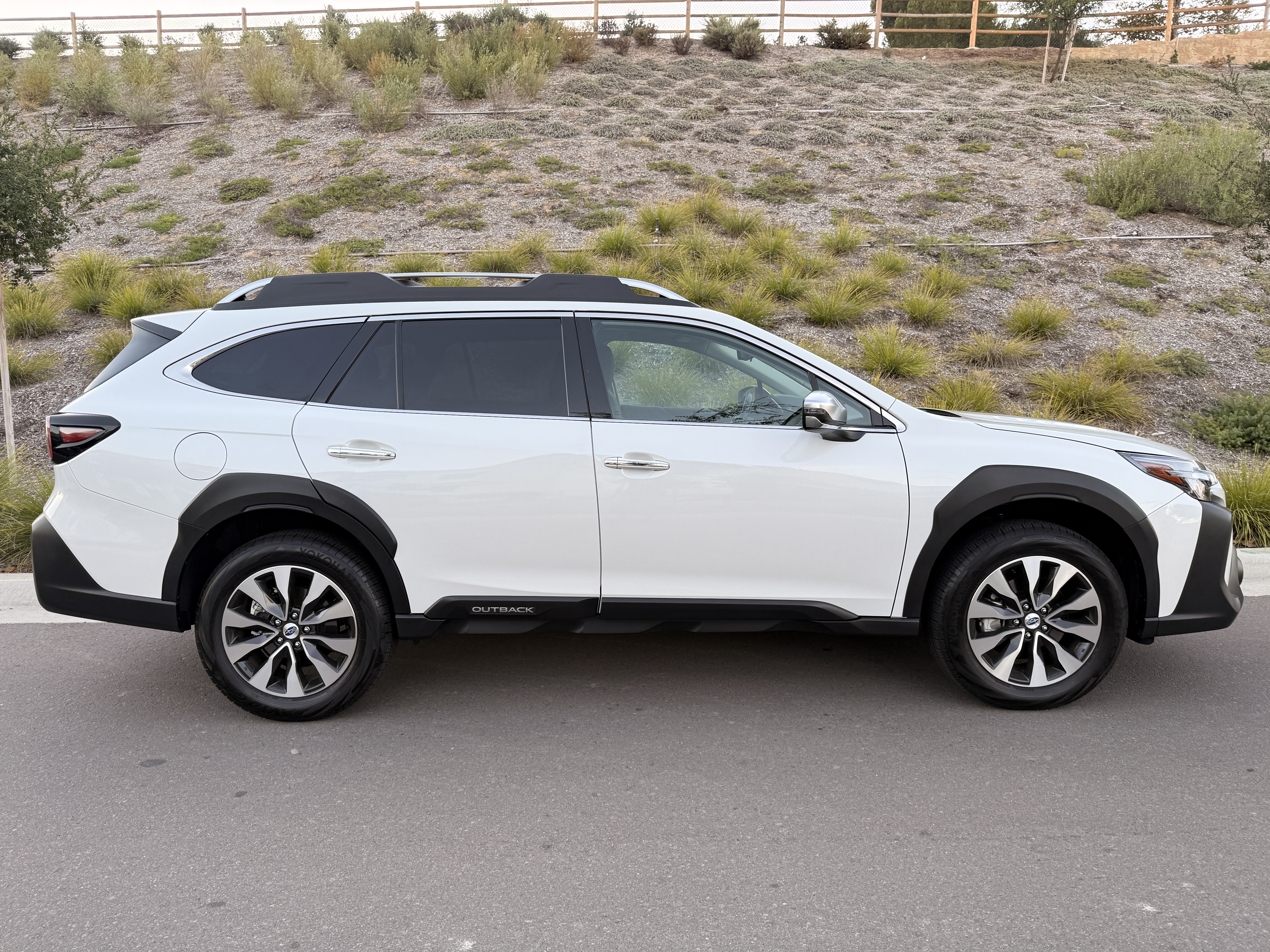 Used 2024 Subaru Outback Touring XT AWD/4WD image 4