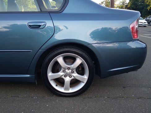 Used 2006 Subaru Legacy 2.5GT Limited AWD/4WD image 17