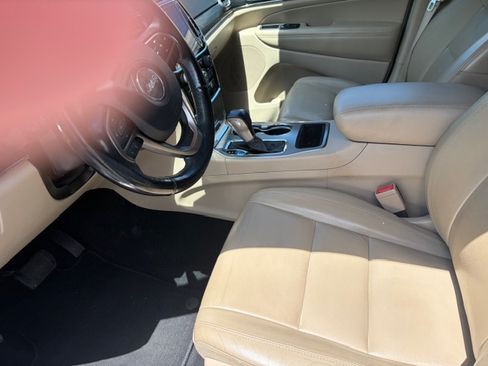 Used 2020 Jeep Grand Cherokee Limited image 11