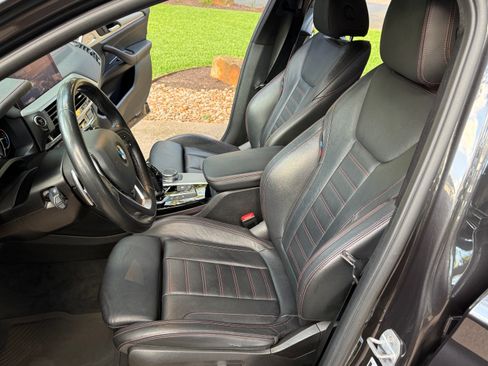 Used 2019 BMW X4 M40i AWD/4WD image 16