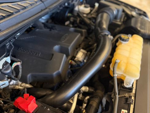 Used 2020 Ford F150 Platinum w/ Equipment Group 701A Luxury image 16