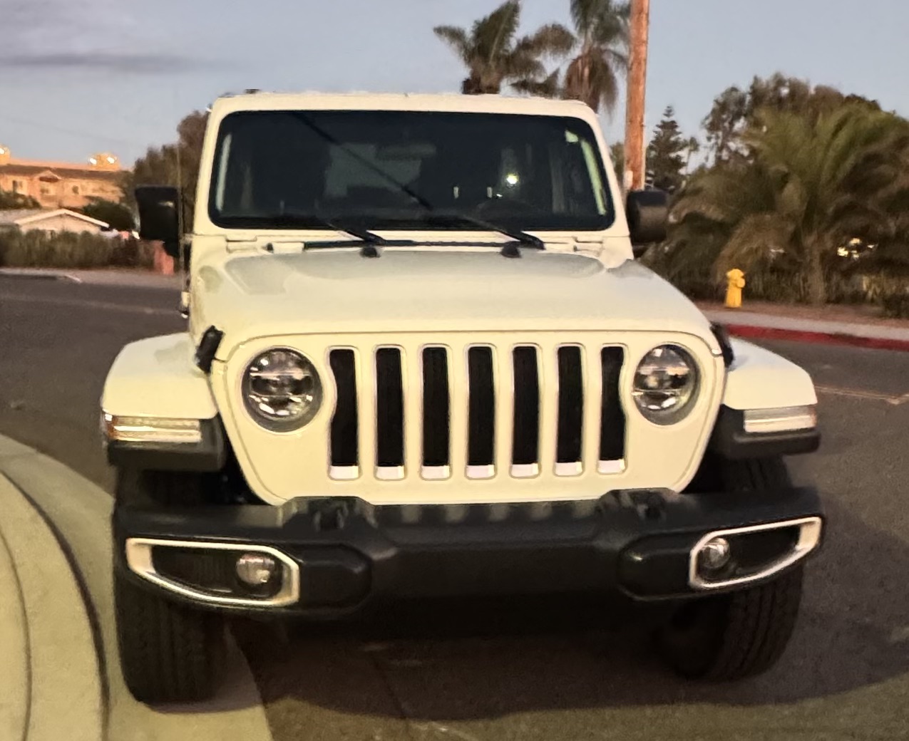 Used 2021 Jeep Wrangler Unlimited Sahara w/ LED Lighting Group AWD/4WD image 9