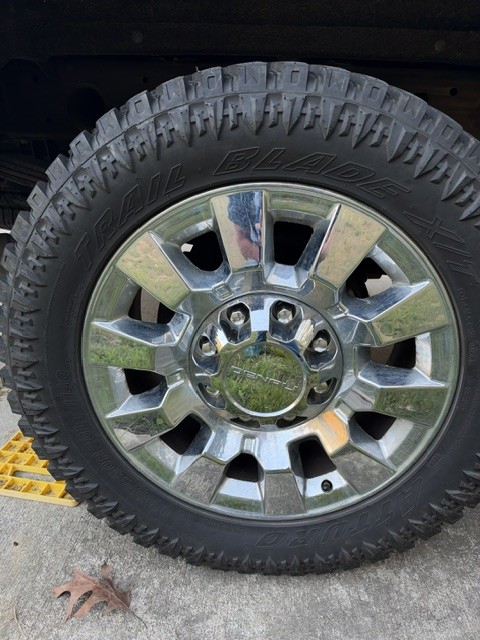 Used 2016 GMC Sierra 2500 Denali w/ Duramax Plus Package AWD/4WD image 20