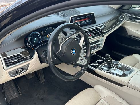 Used 2016 BMW 750i xDrive 750i xDrive Sedan 4D image 13