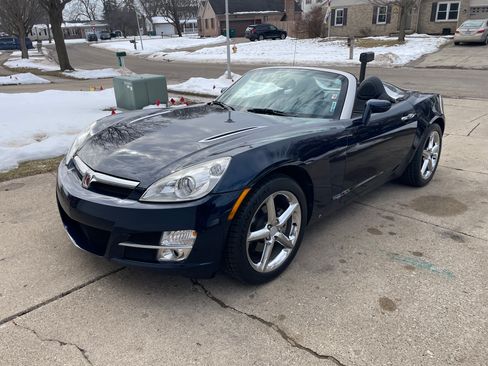 Used 2007 Saturn Sky w/ Premium Trim Pkg image 1