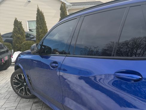 Used 2020 BMW X5 M Competition w/ Executive Package image 8