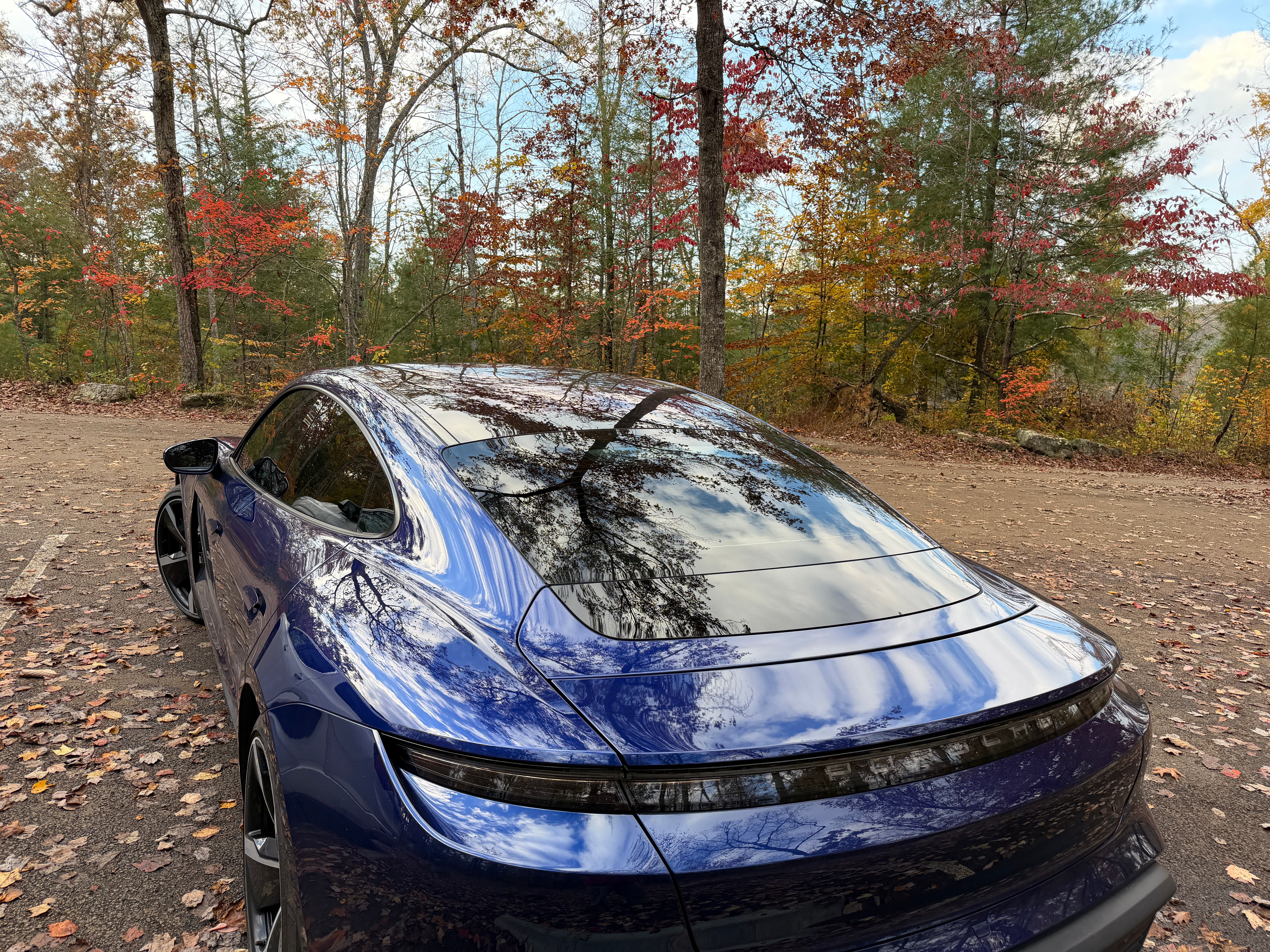 Used 2021 Porsche Taycan RWD image 8