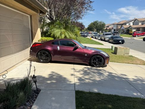 Used 2006 Nissan 350Z Enthusiast w/ (N93) Cargo Convenience Pkg RWD image 4