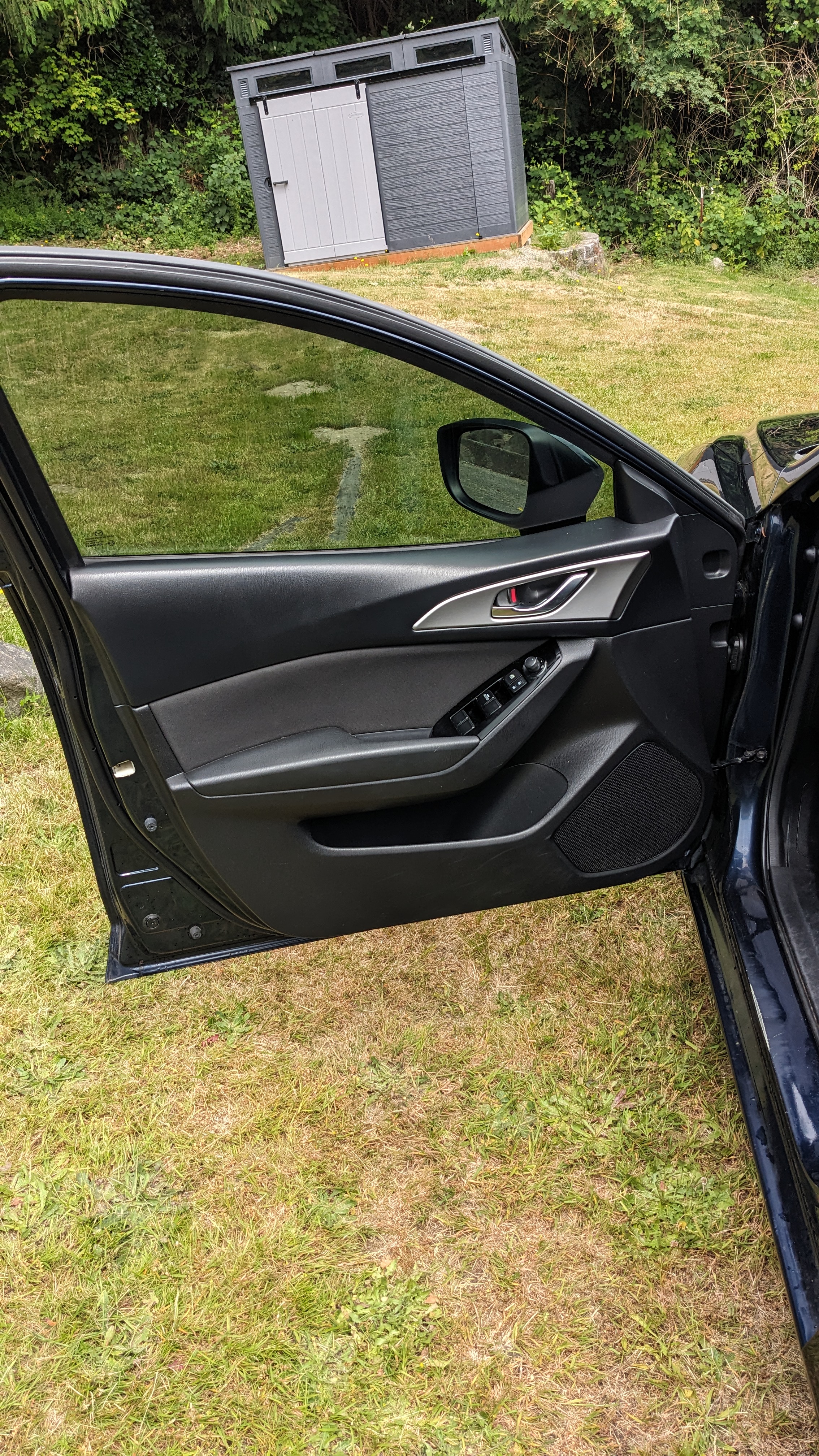 Used 2017 MAZDA MAZDA3 Sport FWD image 8