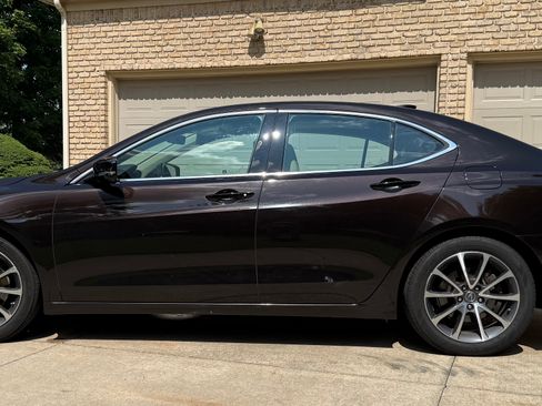 Used 2016 Acura TLX V6 w/ Technology Package FWD image 5