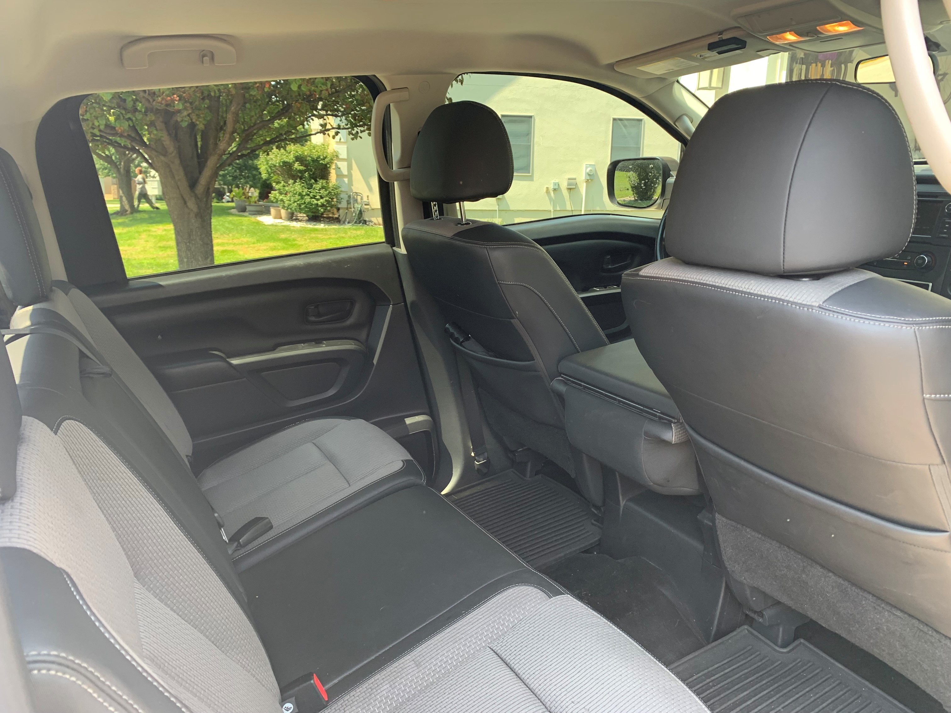 Used 2019 Nissan Titan S w/ S Utility Package AWD/4WD image 13