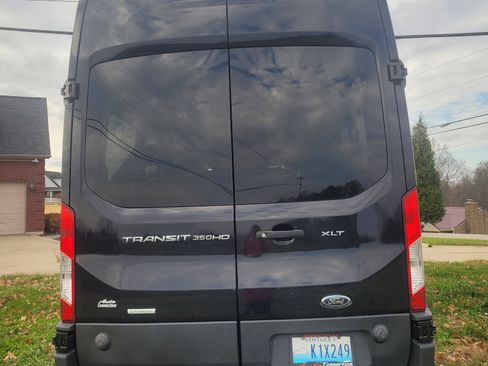 Used 2020 Ford Transit 350 XLT image 4