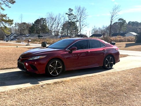 Used 2018 Toyota Camry XSE w/ Audio Package image 2