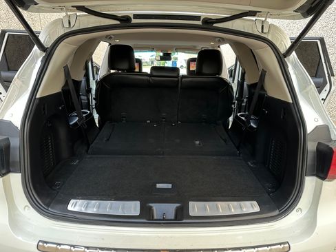 Used 2017 INFINITI QX60 FWD w/ Premium Plus Package image 17