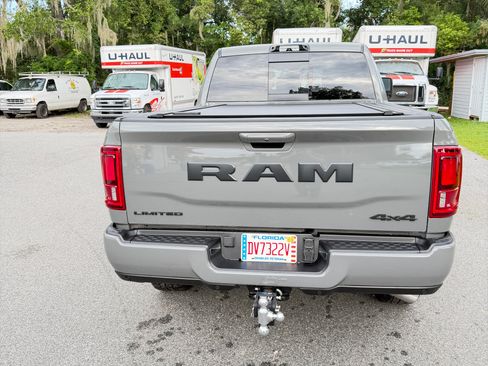 Used 2026 RAM 2500 Limited AWD/4WD image 4