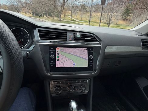 Used 2018 Volkswagen Tiguan SEL image 13