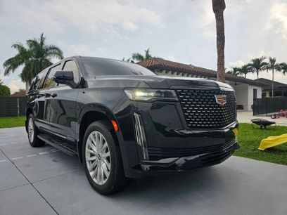 Used 2022 Cadillac Escalade ESV Luxury