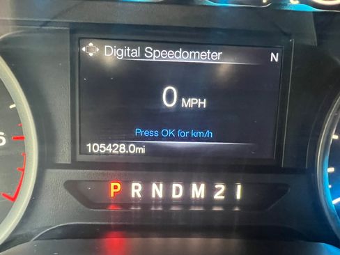 Used 2017 Ford F150 XLT w/ Equipment Group 302A Luxury AWD/4WD image 12