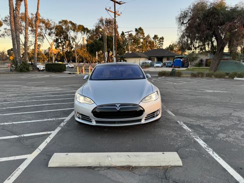 Used 2014 Tesla Model S P85D AWD/4WD image 5