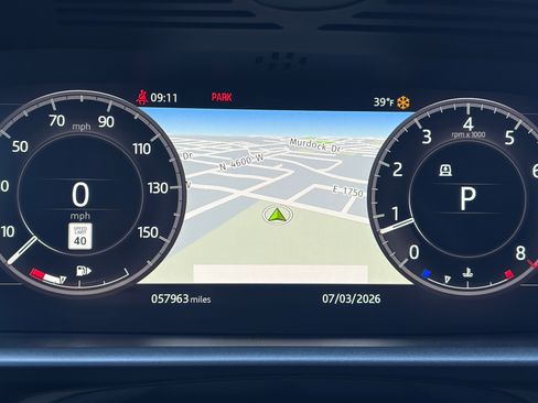 Used 2018 Land Rover Discovery HSE Luxury image 23