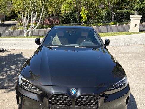 Used 2022 BMW 430i Coupe w/ Convenience Package RWD image 2