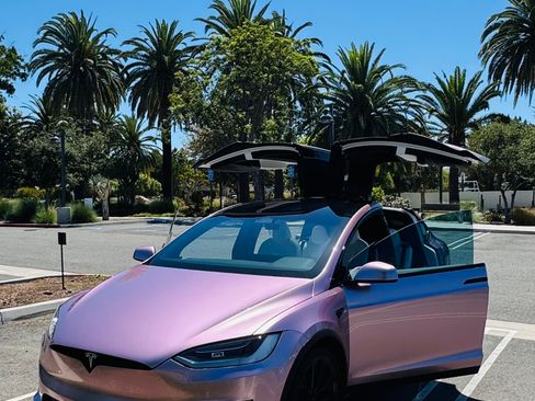 Used 2023 Tesla Model X AWD/4WD image 1