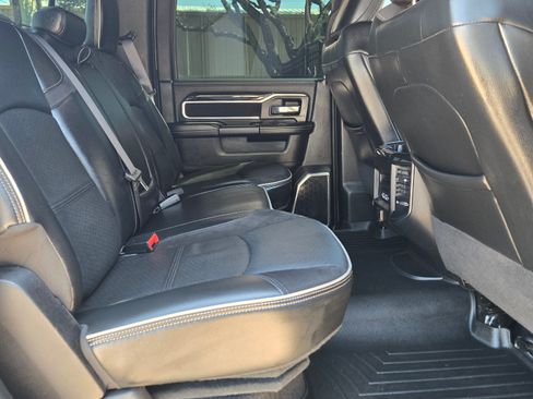 Used 2019 RAM 3500 Laramie image 19