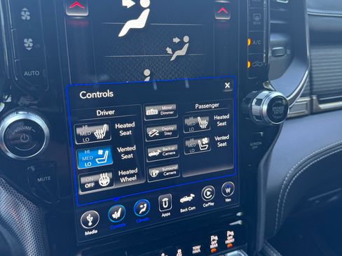 Used 2019 RAM 1500 Limited image 13