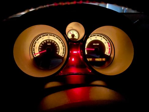 Used 2008 Saturn Sky Red Line image 17