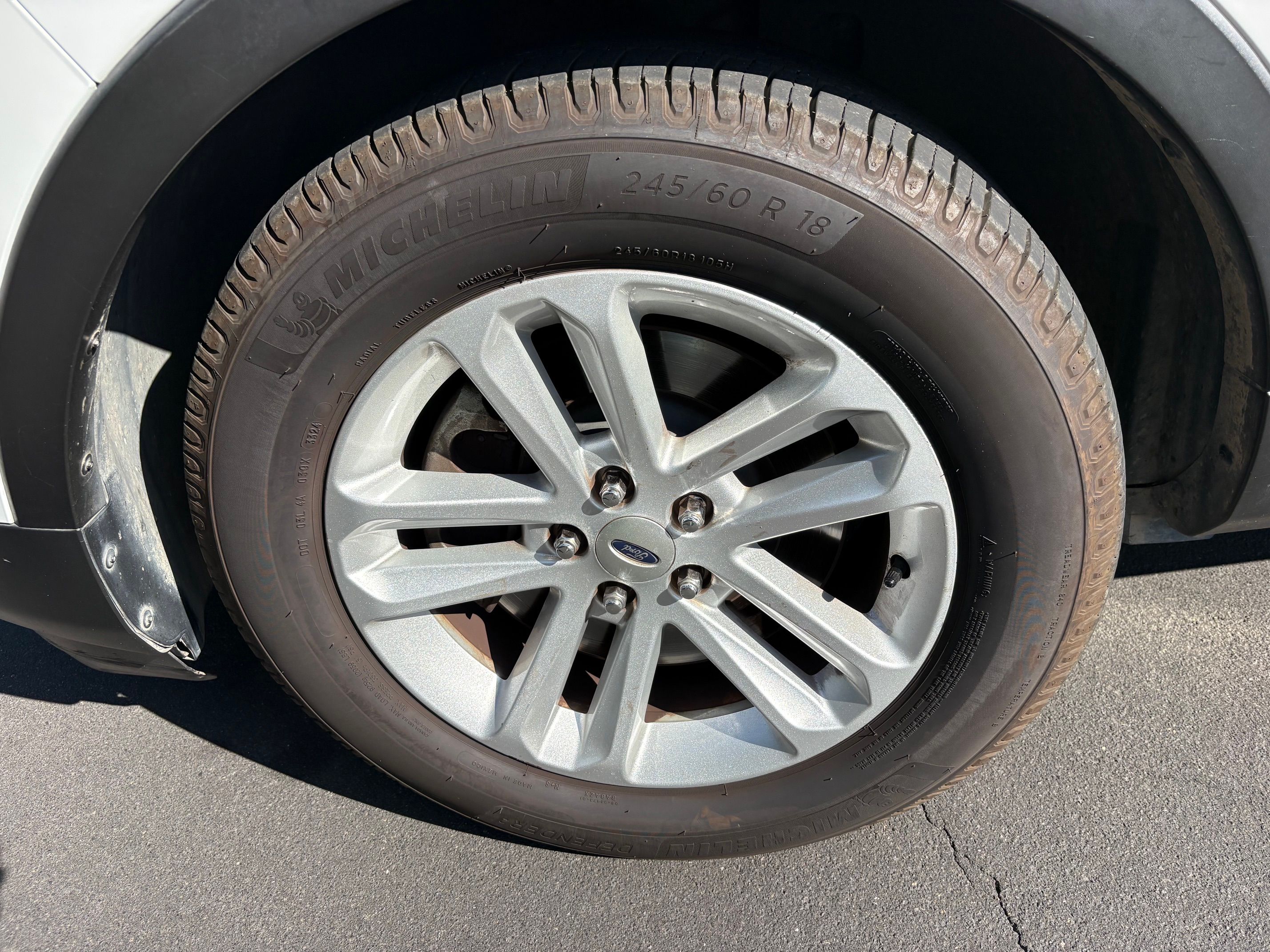 Used 2015 Ford Explorer XLT w/ Equipment Group 202A FWD image 13