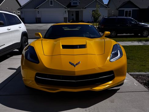 Used 2014 Chevrolet Corvette Stingray Coupe w/ 3LT Preferred Equipment Group RWD image 4