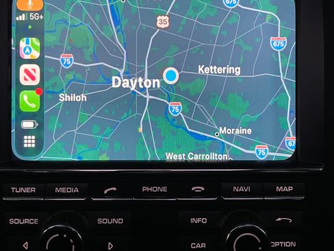 Used 2015 Porsche Macan S image 11