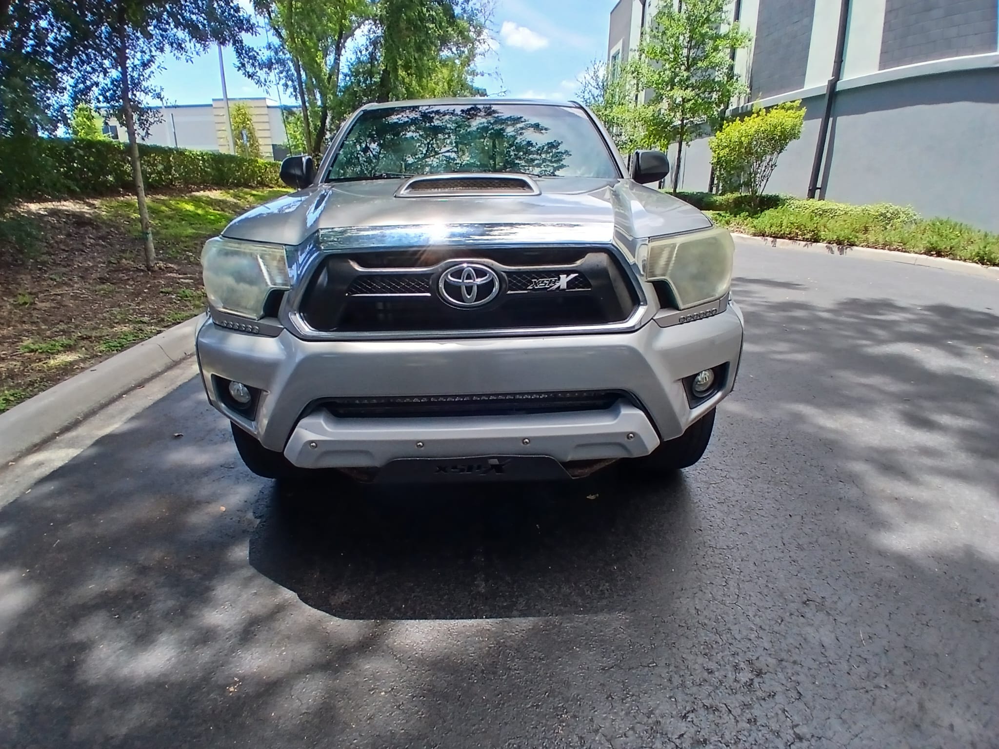 Used 2015 Toyota Tacoma PreRunner w/ SR5 Package RWD image 9