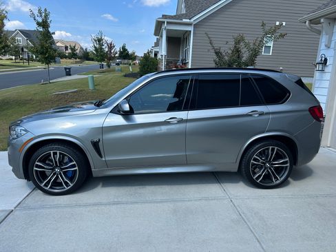 Used 2016 BMW X5 M image 4