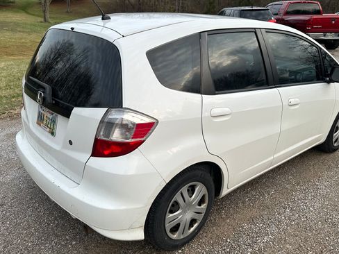 Used 2010 Honda Fit image 9
