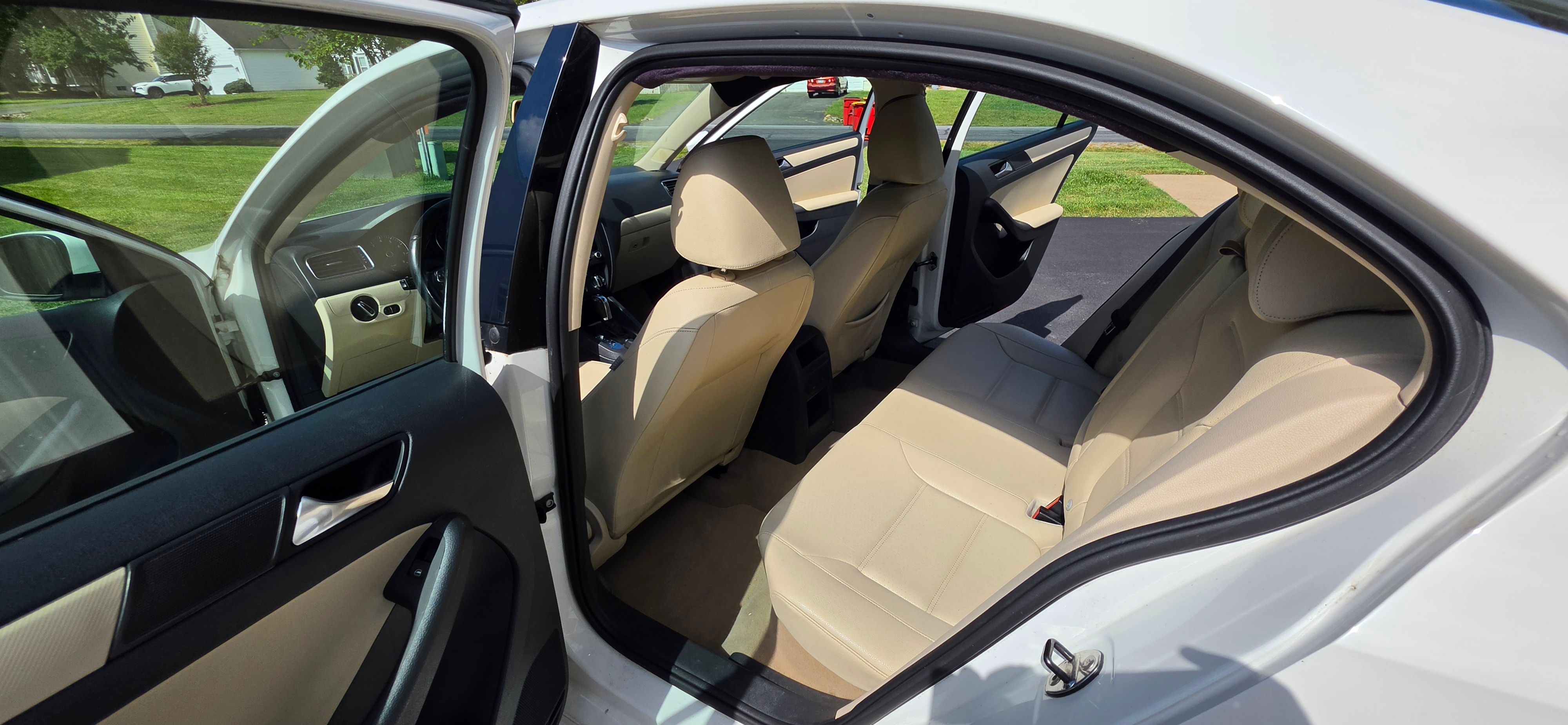Used 2012 Volkswagen Jetta SE FWD image 20