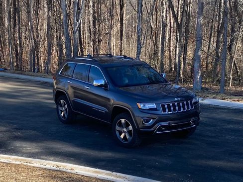 Used 2015 Jeep Grand Cherokee Overland image 1