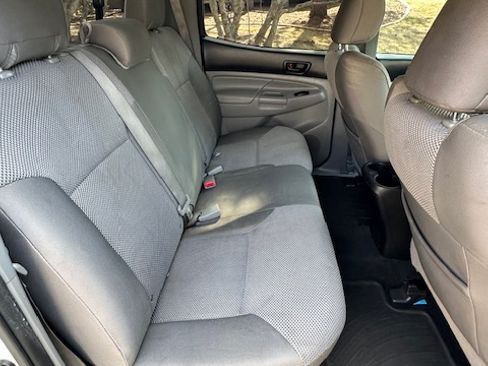 Used 2013 Toyota Tacoma PreRunner w/ TRD Sport Pkg image 22